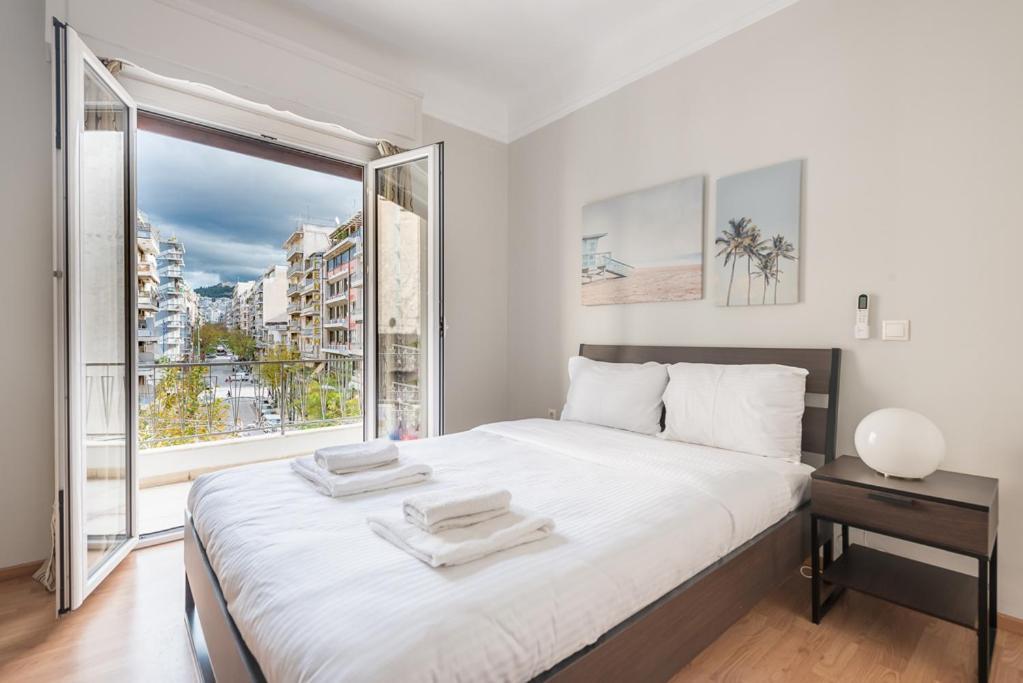 Pame Rentals - Entire Apartment With Free Parking Atenas Exterior foto