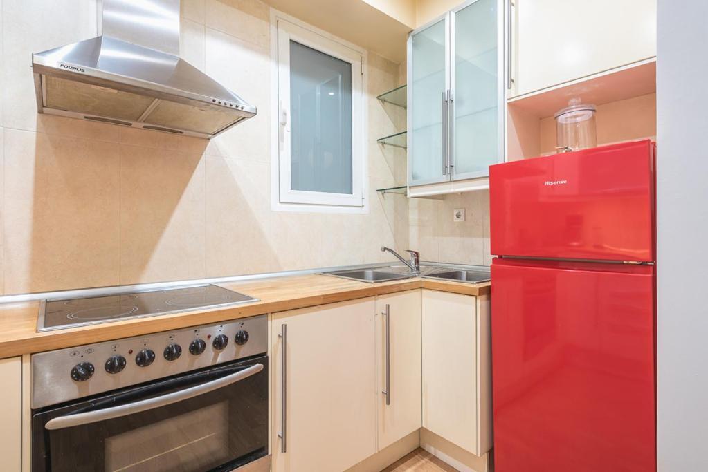 Pame Rentals - Entire Apartment With Free Parking Atenas Exterior foto