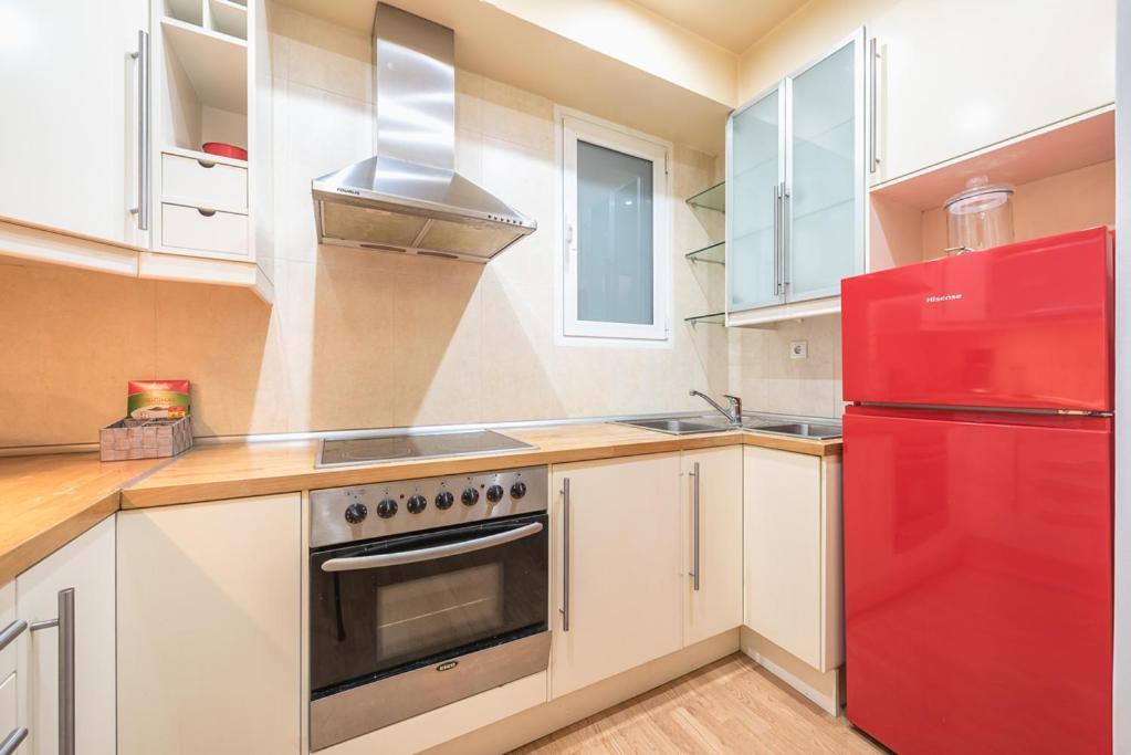 Pame Rentals - Entire Apartment With Free Parking Atenas Exterior foto